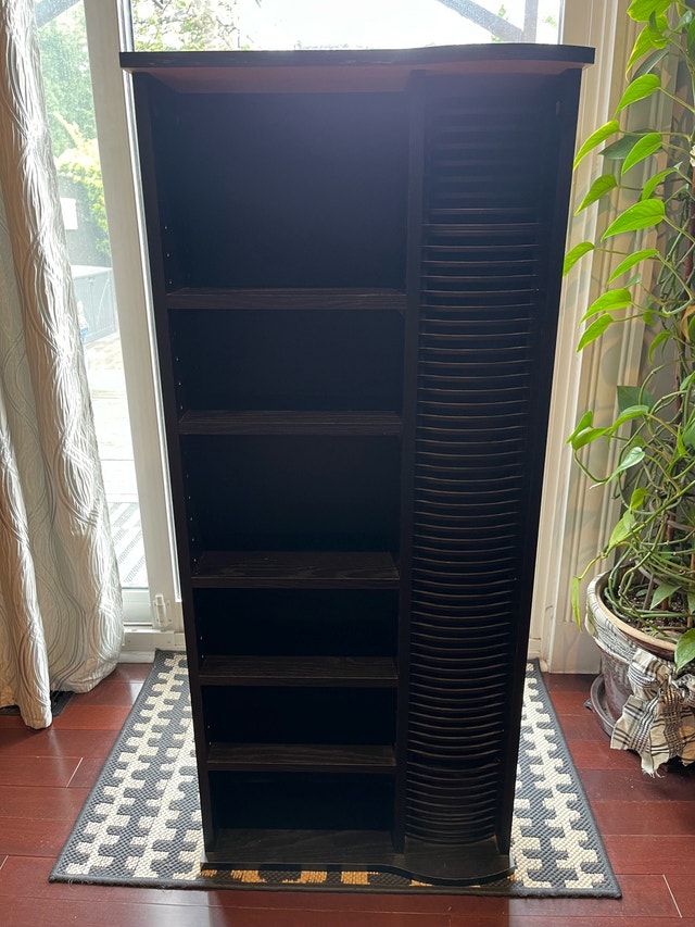 Shelf Unit
