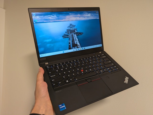 ThinkPad T14 Gen 2 11th gen i7/24gb RAM/512GB SSD/Touchscreen