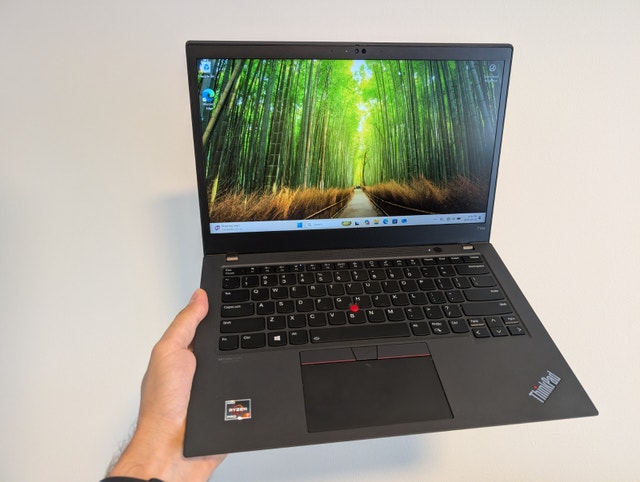 Lenovo T14s Gen 2 Ryzen 7 PRO 5850u/16gb RAM/512GB/Touchscreen