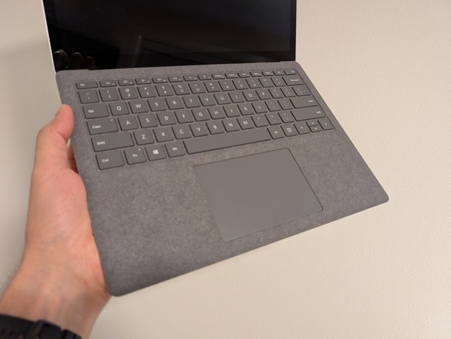 Microsoft Surface Laptop 4 13.5" Ryzen 5/16GB/256GB - photo 4