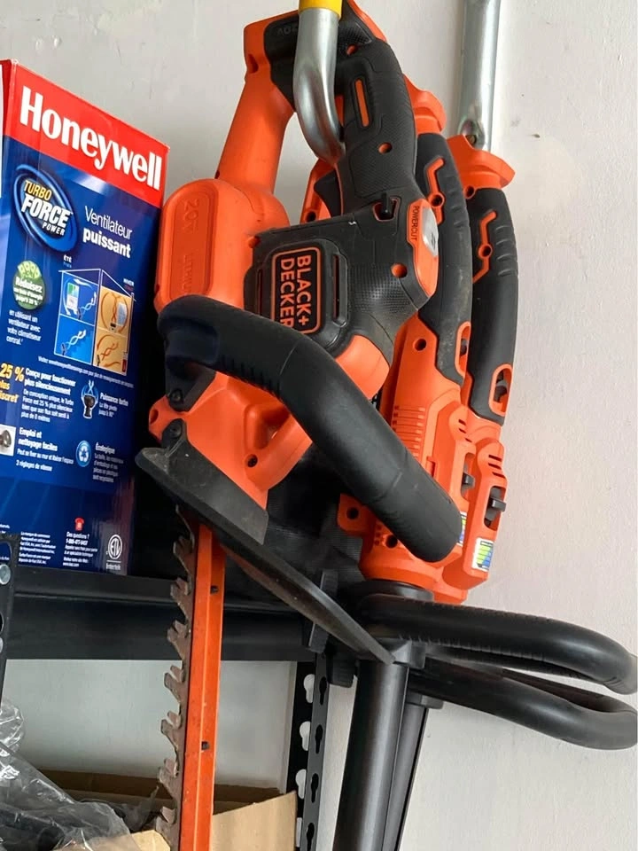 Black decker lawn tools - photo 2