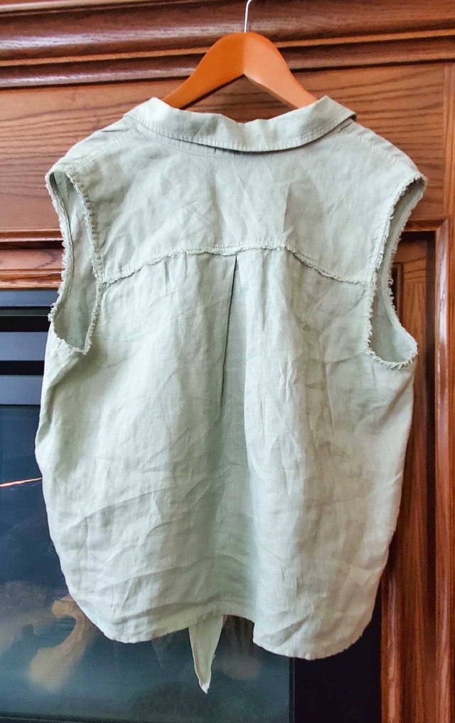 Cynthia Rowley Pale Sage Green Top - photo 2