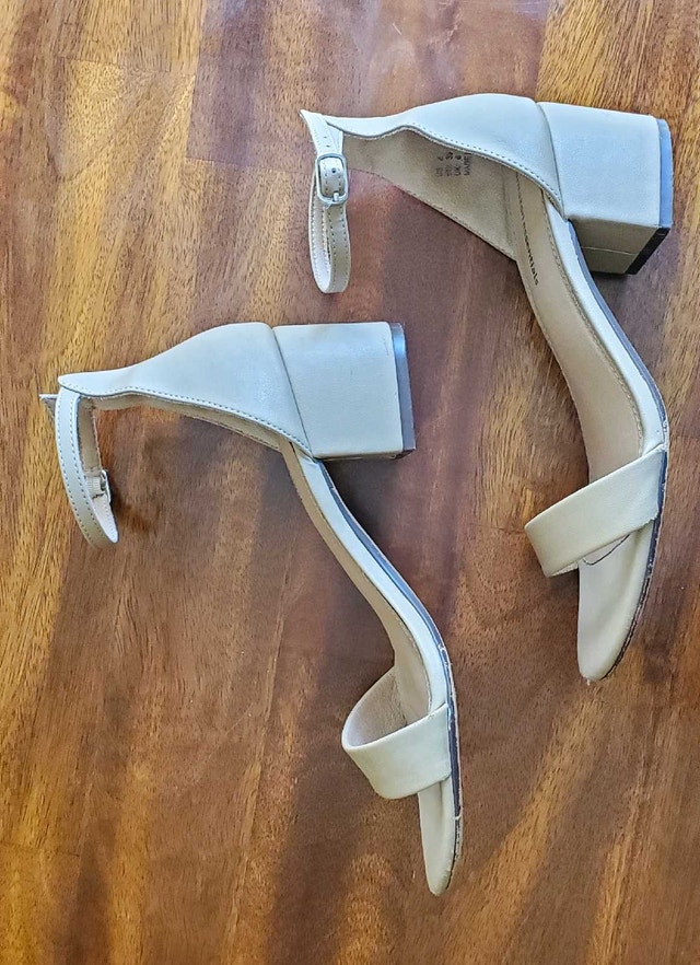 Amazon Essentials Nude Heels - photo 2