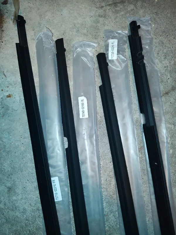 Toyota Belt Door Moulding for sale image indicator(3)