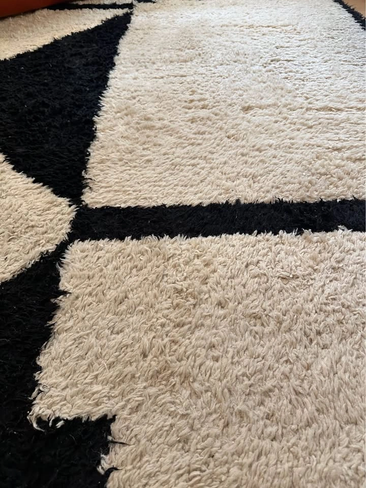 Moroccan Rug 6.5 x 10 feet - photo 3