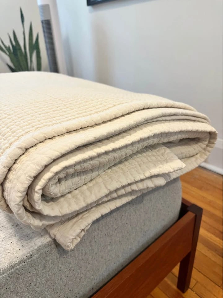 KOTN Quilted Comforter