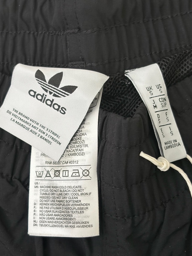 Adidas men’s swim trunk size small - photo 2