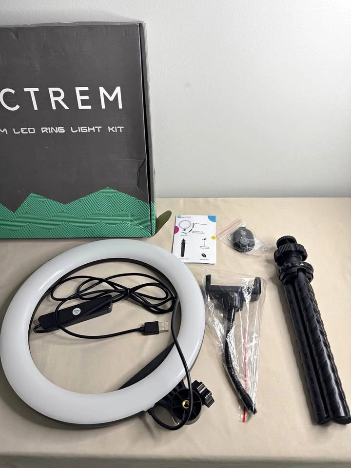 Mactrem LED Ring Light – Open Box, Brand New