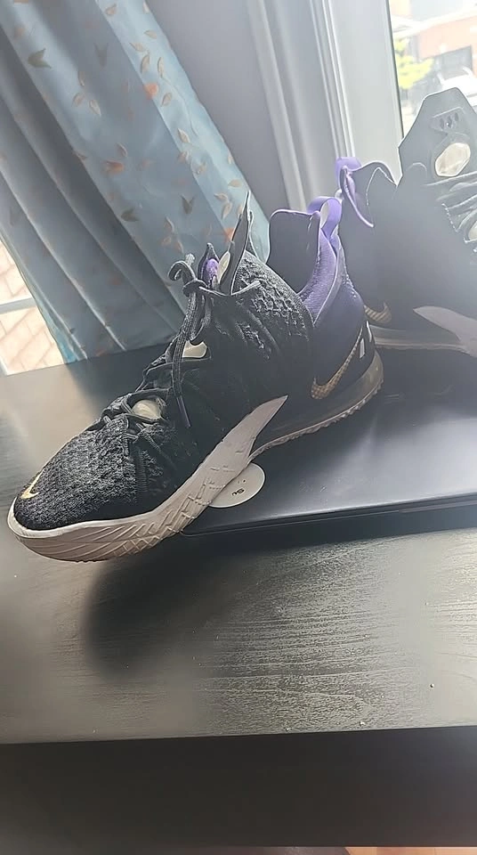 Nike LeBron 18 Basketball Shoes - photo 2