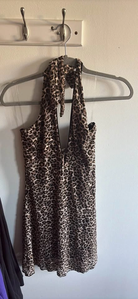 Leopard Print Halter Mini Dress. size L