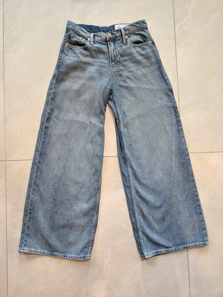 GAP Baggy Mid Rise Jeans Size 25 / 0RS Regular Short Blue