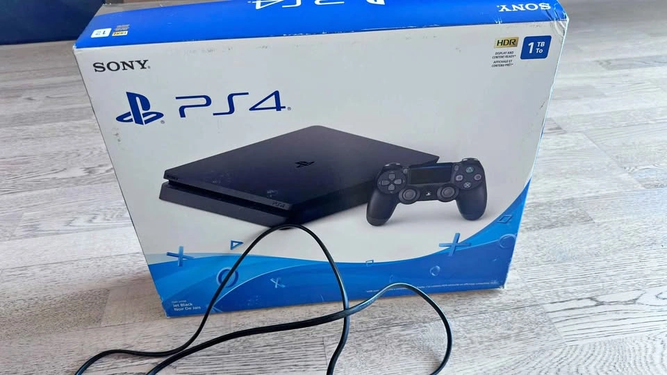 Sony PlayStation 4 1TB Console with 7 Games