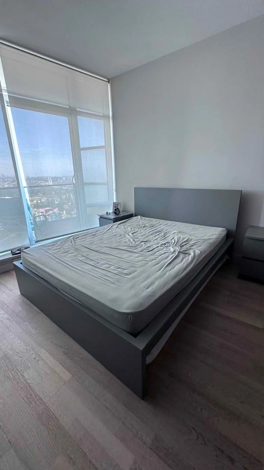 Grey Platform Bed Frame - photo 3