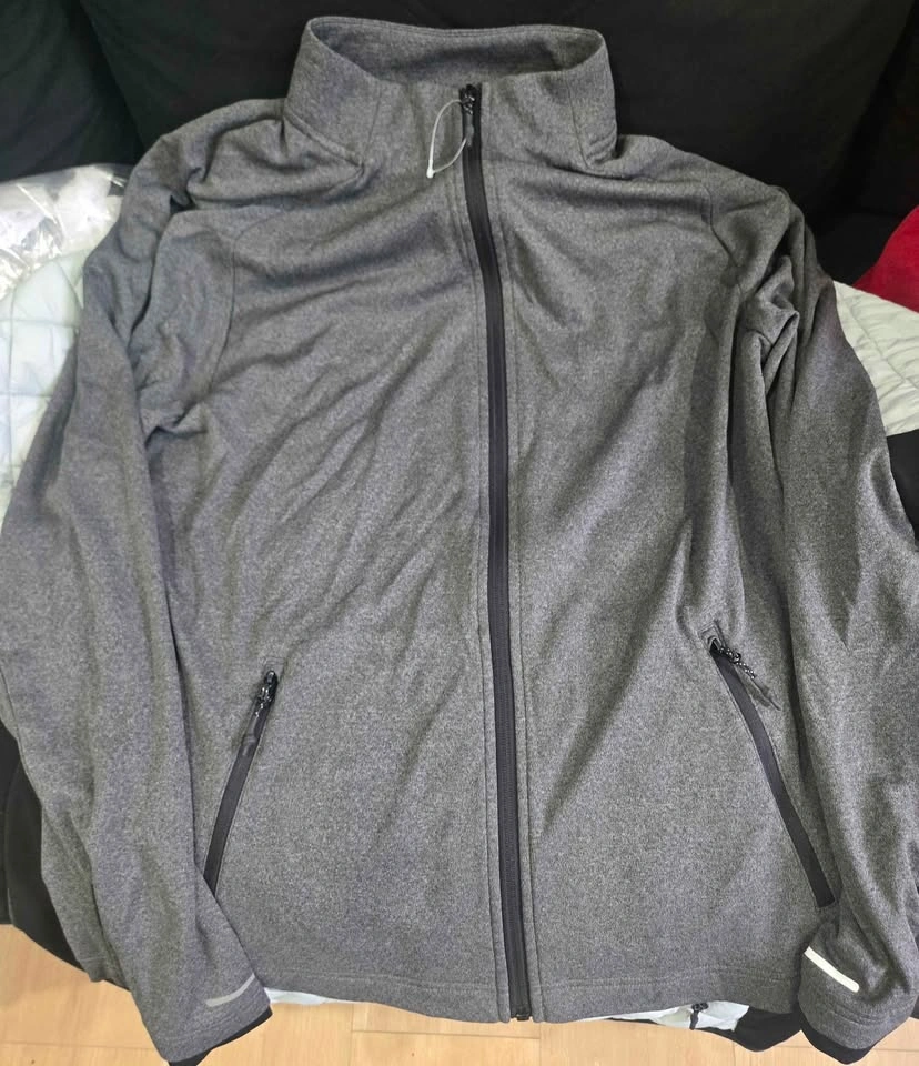 Brand New- Men's Medium - Full-Zip Jackets - photo 2