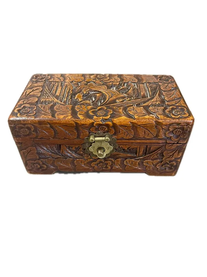 Vintage Camphor Wood Box – Floral & Scenic Design image indicator(2)