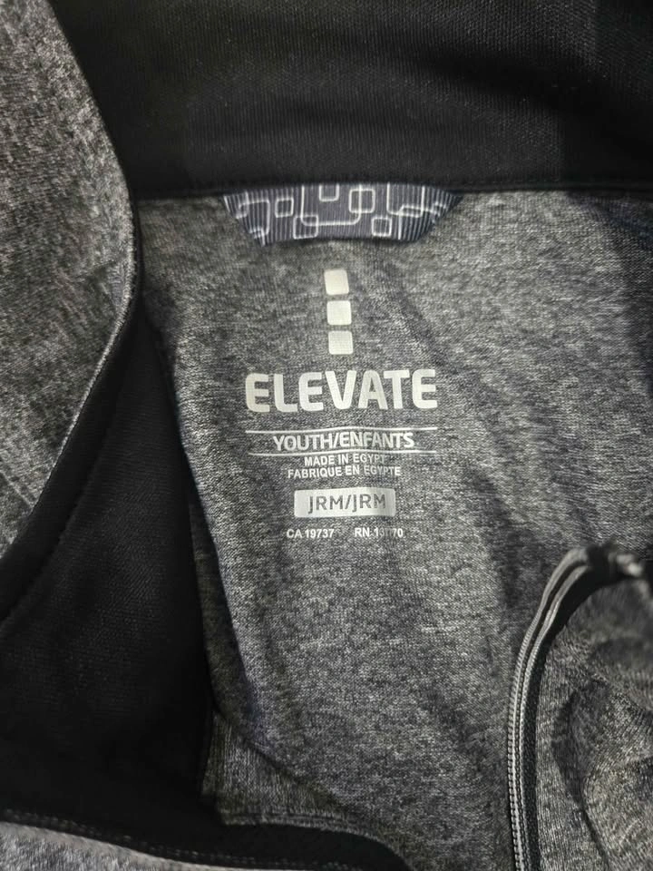 Priced to go! Elevate Youth MEDIUM Active Quarter Zip - photo 3