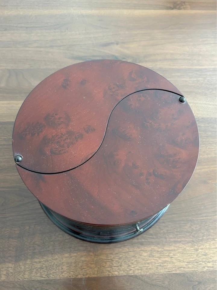 Mahogany Wood Jewelry Box - photo 2