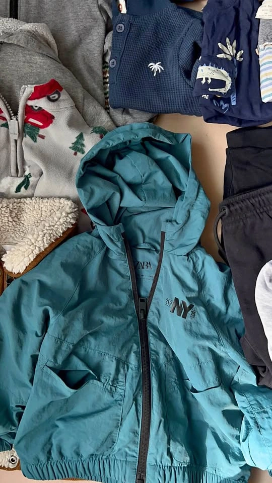 Gros lot de vêtements gars 18mois à 2 ans