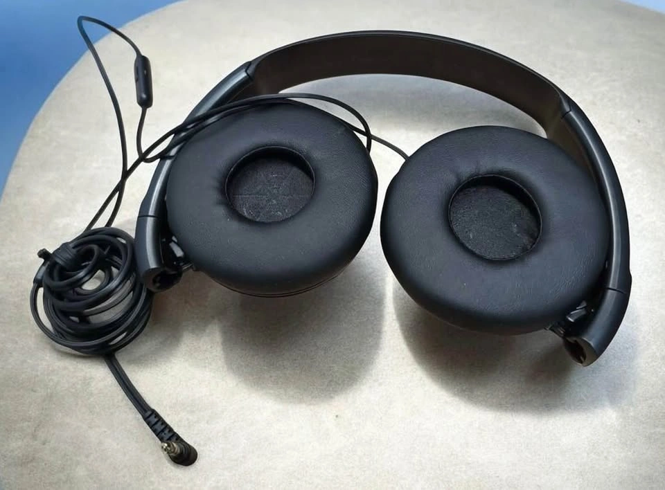 Sony Wired Headphones original Japan - photo 3