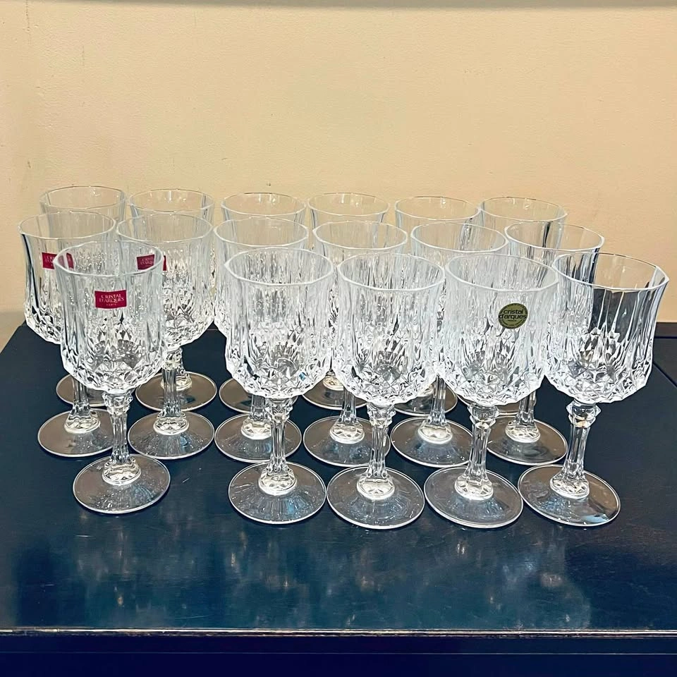 Longchamp Cristal D'Arques 24% Lead Crystal Red Wine Glass