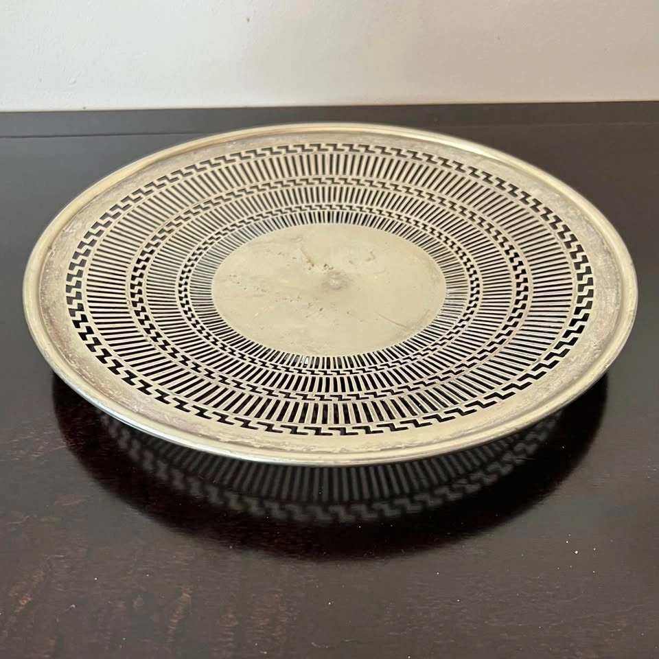Vintage W.M.Mounts E.P.N.S. Silver-plated Round Footed Tray - photo 4