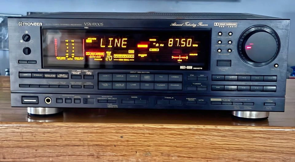 Vintage Pioneer VSX-9700S Stereo Receiver – 125 Watts Per Channe