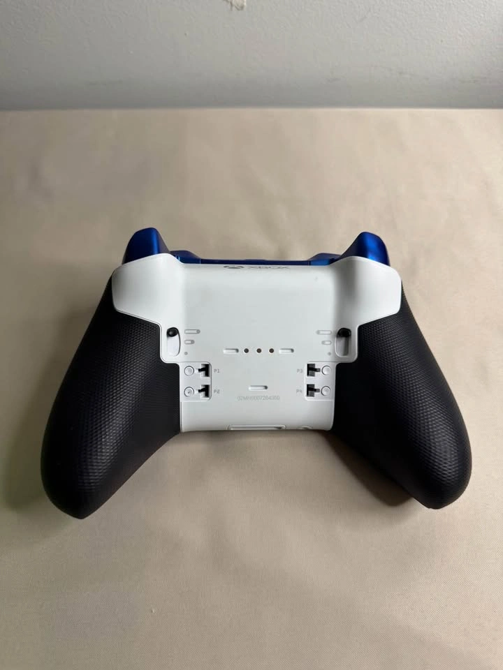 Xbox Elite Wireless Controller Series 1 – Blue – Open Box - photo 3