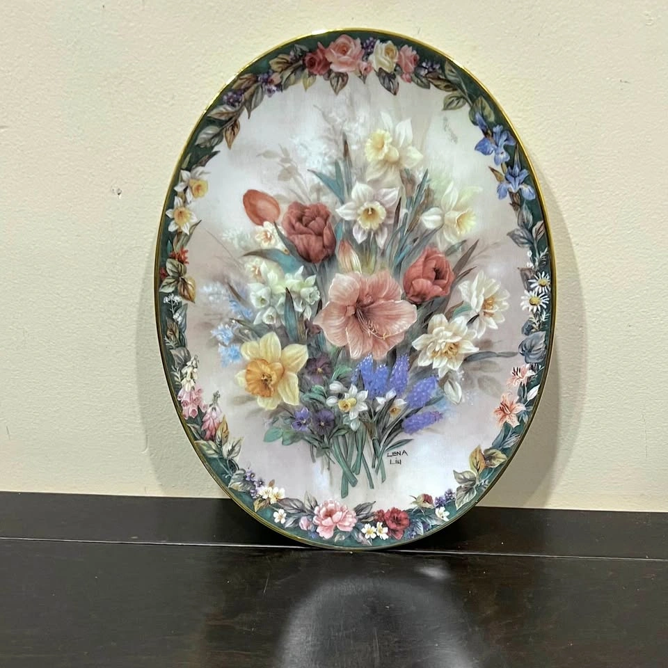 Lena Liu 'Enchantment' Oval Collector Plate
