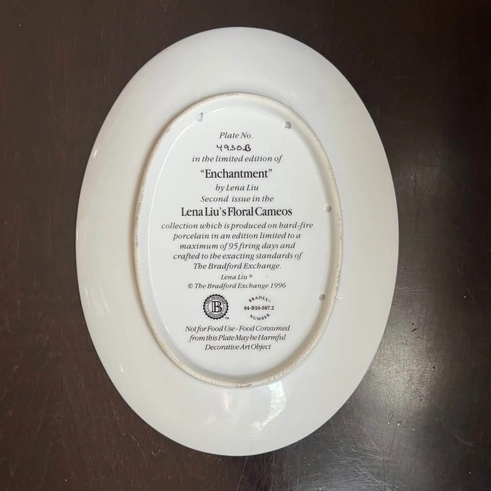 Lena Liu 'Enchantment' Oval Collector Plate - photo 3
