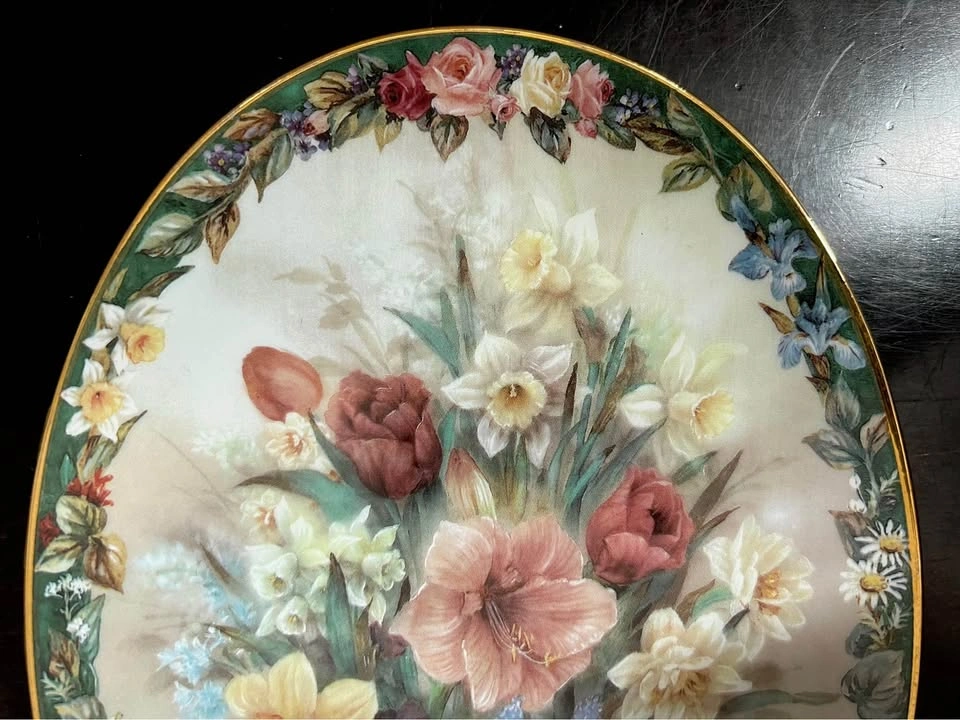 Lena Liu 'Enchantment' Oval Collector Plate - photo 4