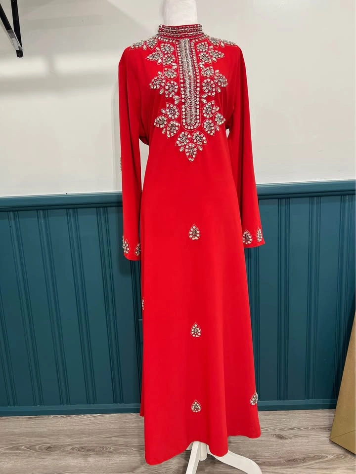 Elegant red Afghani dress - photo 4