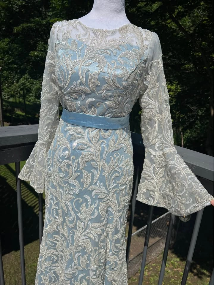 Party wear, evening dress - photo 2