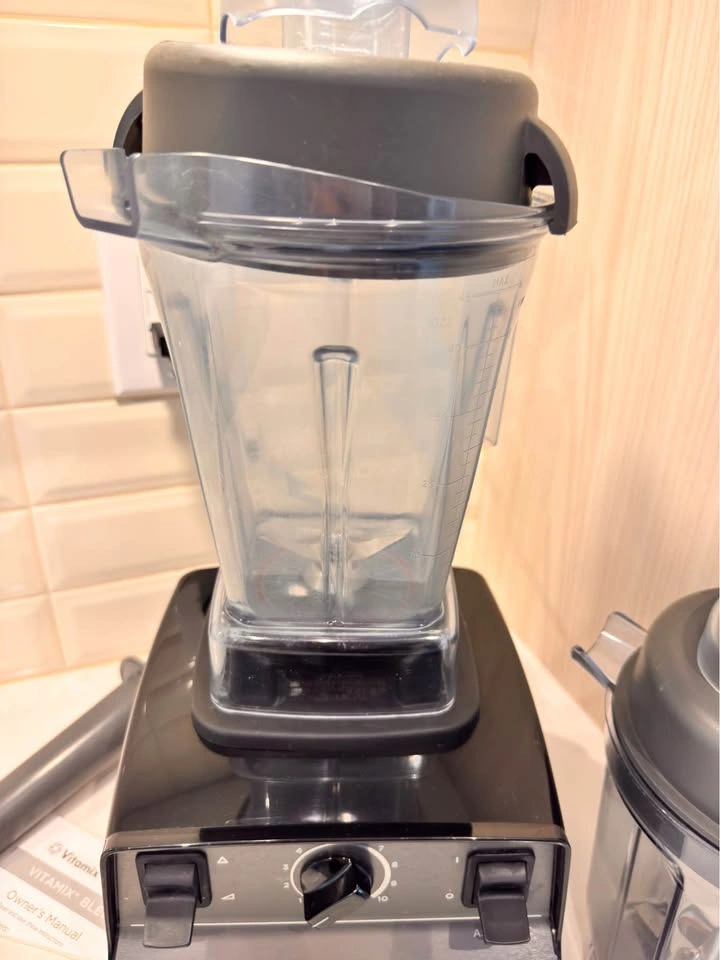 Vitamix Aspire GC Blender + Dry Grains Container – VM0103D - photo 3