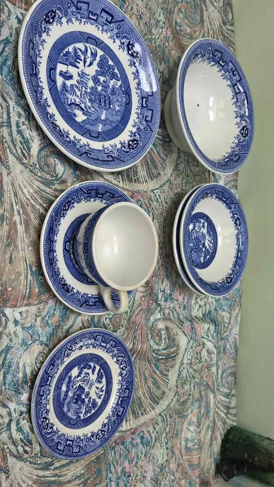 Shenango China Blue Willow Dinnerware Pieces