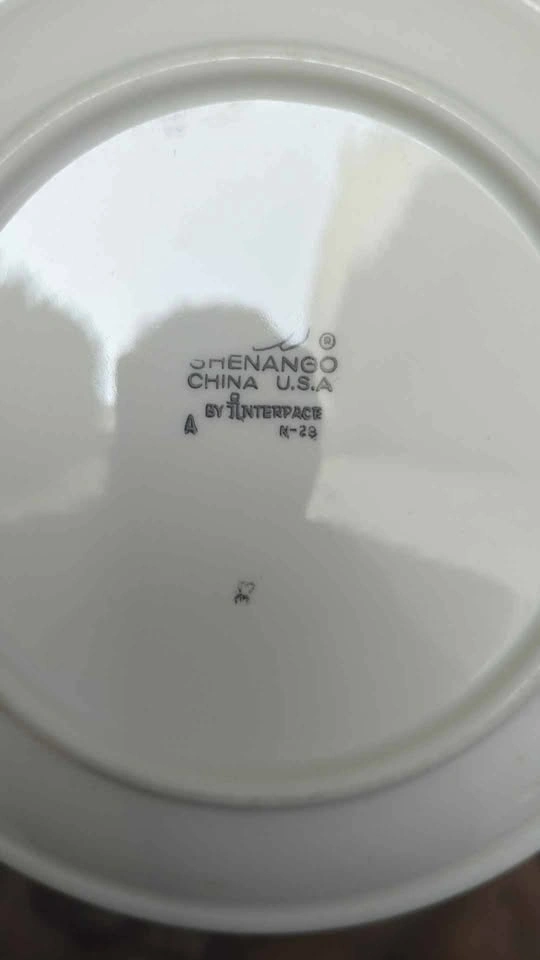 Shenango China Blue Willow Dinnerware Pieces - photo 2