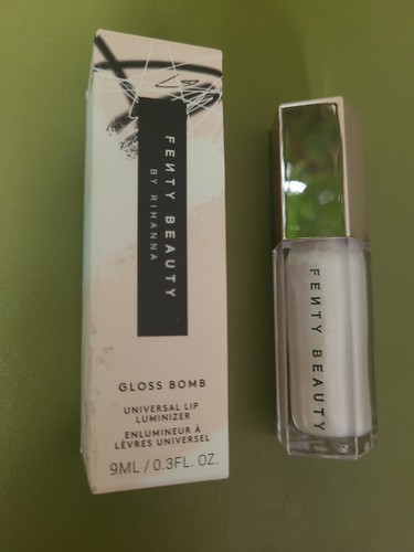 Fenty Beauty Gloss Bomb Universal Lip Luminizer Diamond Milk
