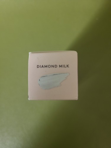 Fenty Beauty Gloss Bomb Universal Lip Luminizer Diamond Milk - photo 5