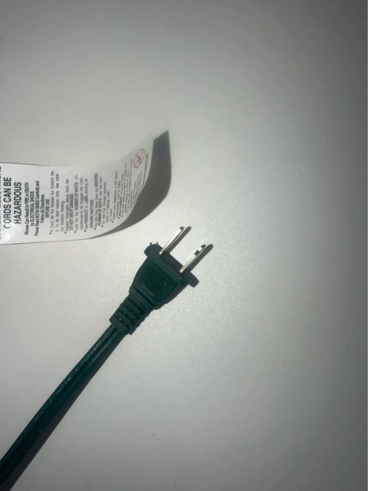 Green Outdoor Extension Cord with 3-Outlet Tap - Used - photo 5