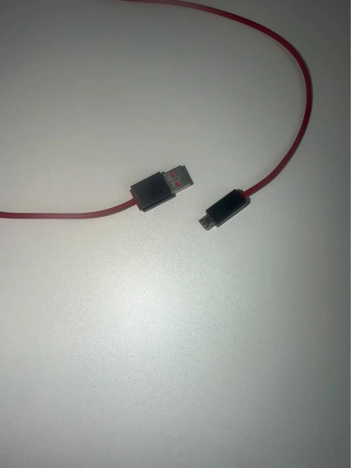 2 Beats-Branded Micro-USB Charging Cables No Wall Adapter - photo 3