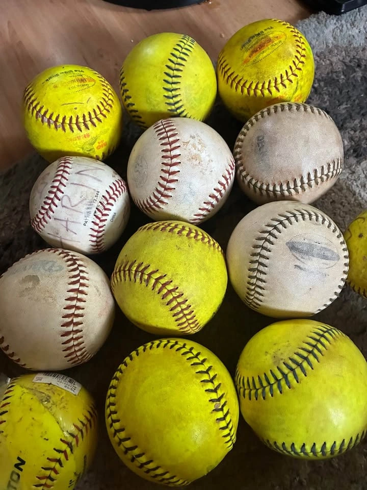 12 inch league softballs - photo 2