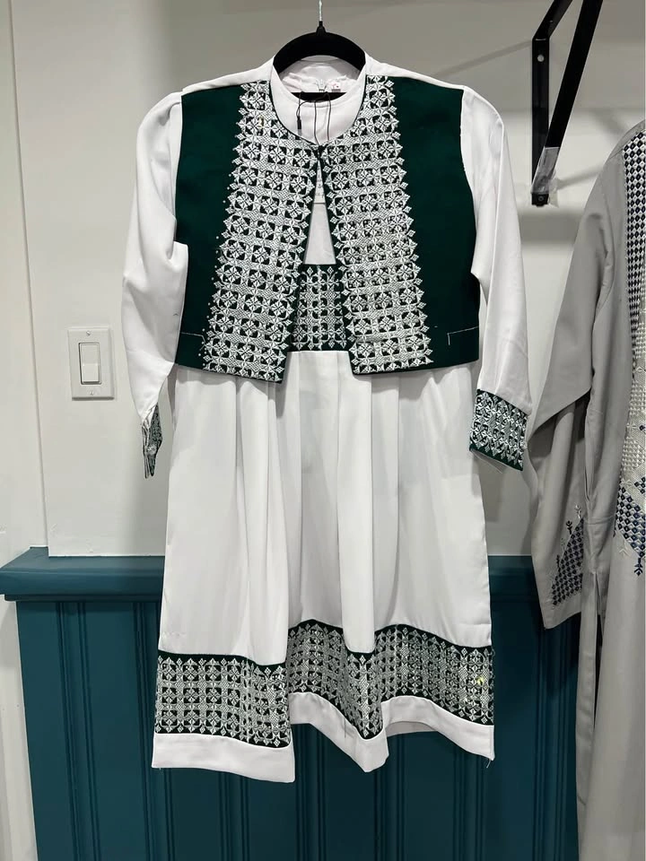 Kids Afghani dress 3 piece size 30 - photo 3