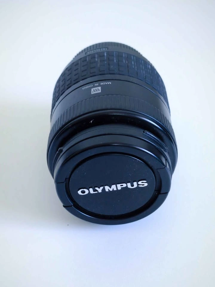 Olympus Zuiko Digital 14-45mm f/3.5-5.6 Lens - photo 3