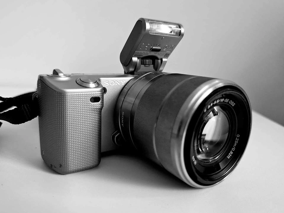 Sony NEX-5