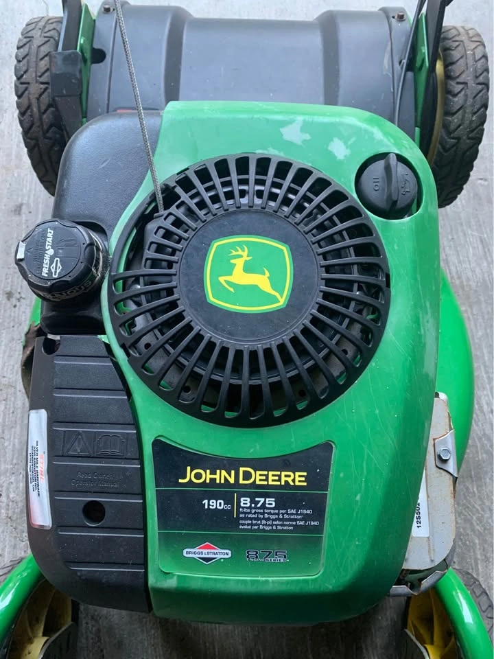 John Deere JS45 Self Propelled Lawnmower 190CC Briggs and Stratt - photo 2