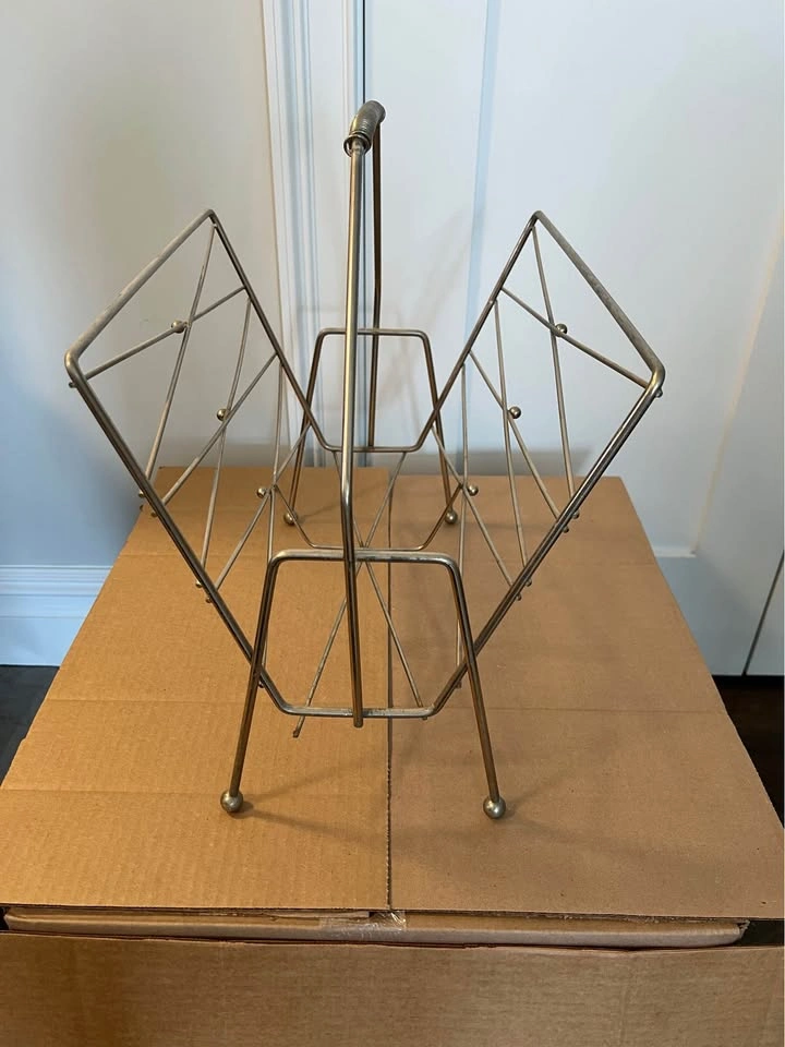 Mid-century modern brass magazine rack - photo 2
