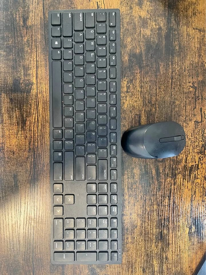 Dell Wireless Keyboard and Mouse Set