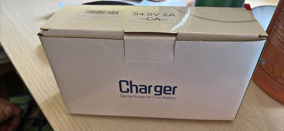54.6V 2A Li-ion Battery Charger with 5 Output Ports