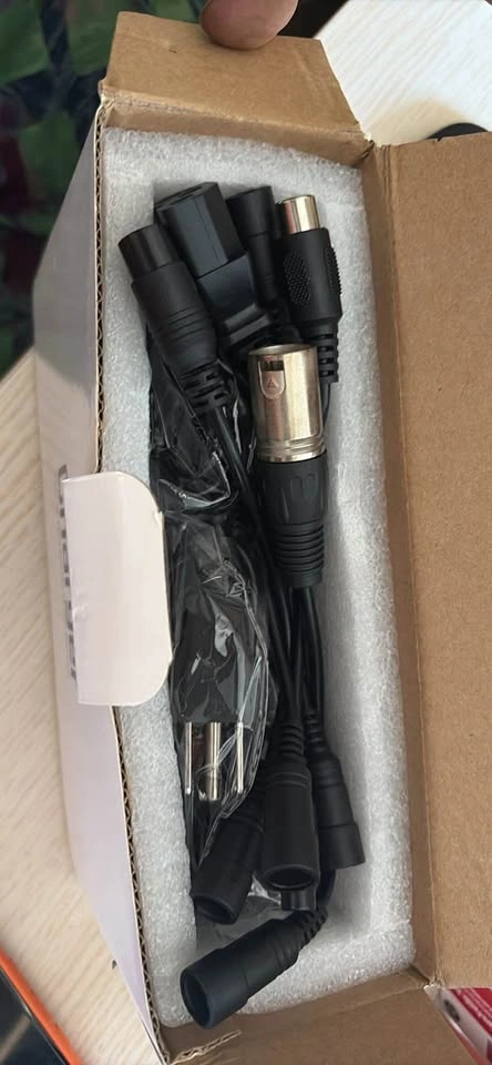 54.6V 2A Li-ion Battery Charger with 5 Output Ports - photo 2
