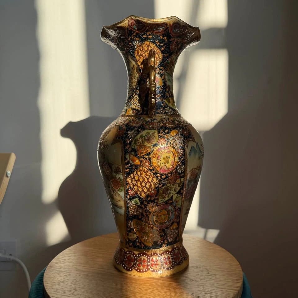 Large Vintage Royal Satsuma Style Porcelain Urn Vase - photo 3