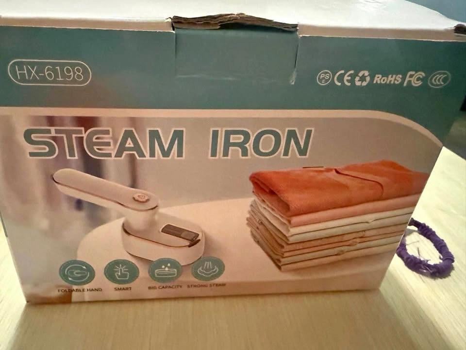 HX-6198 Foldable Steam Iron